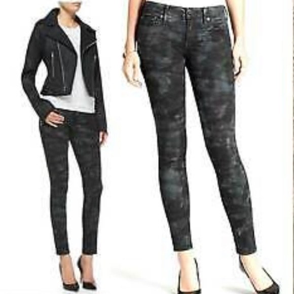 Women’s True Religion Casey Dark Camo SIZE 25 - Picture 3 of 6